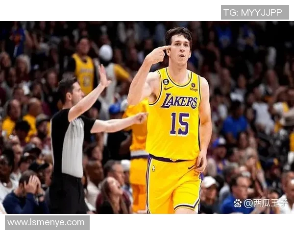 2009年4月28日黄蜂与掘金激战回顾精彩瞬间与赛季亮点分析 2009年4月28日黄蜂与掘金激战回顾精彩瞬间与赛季亮点分析