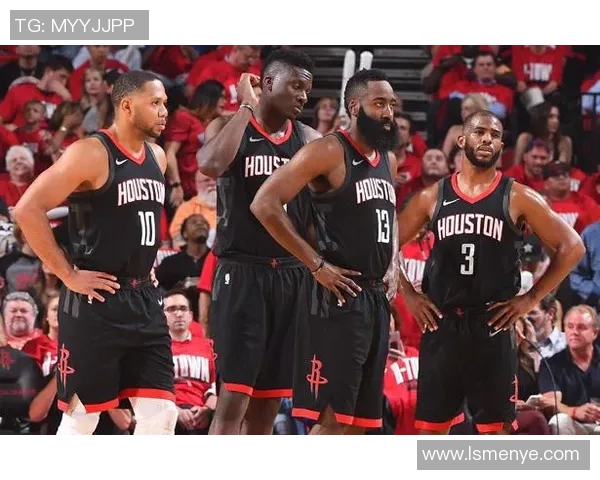 2018至2019赛季火箭队与雷霆队的精彩对决回顾与分析